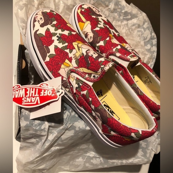 NWT Limited Edition Rare Disney X Vans Slip On Shoes featuring Belle women’s 9 - Picture 2 of 6